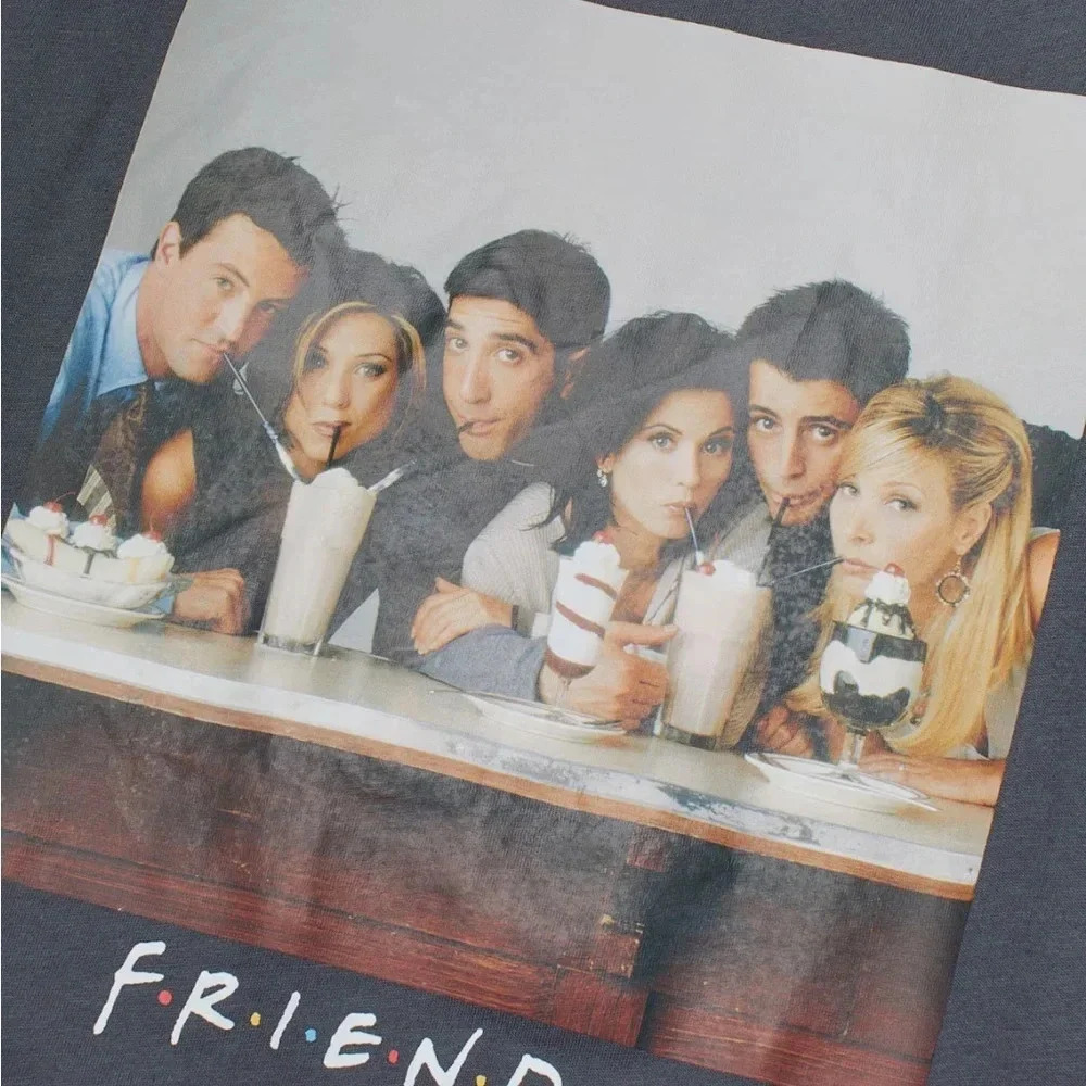 H&M x Warner Bros. Friends Graphic  Tee - Picture 2 of 5